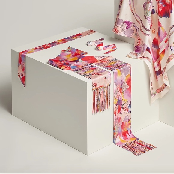 SUPER RARE 2022 version Hermes marble silk twilly with bees - Picture 4 of 6